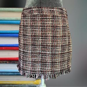Tweed mini with raw edge hem